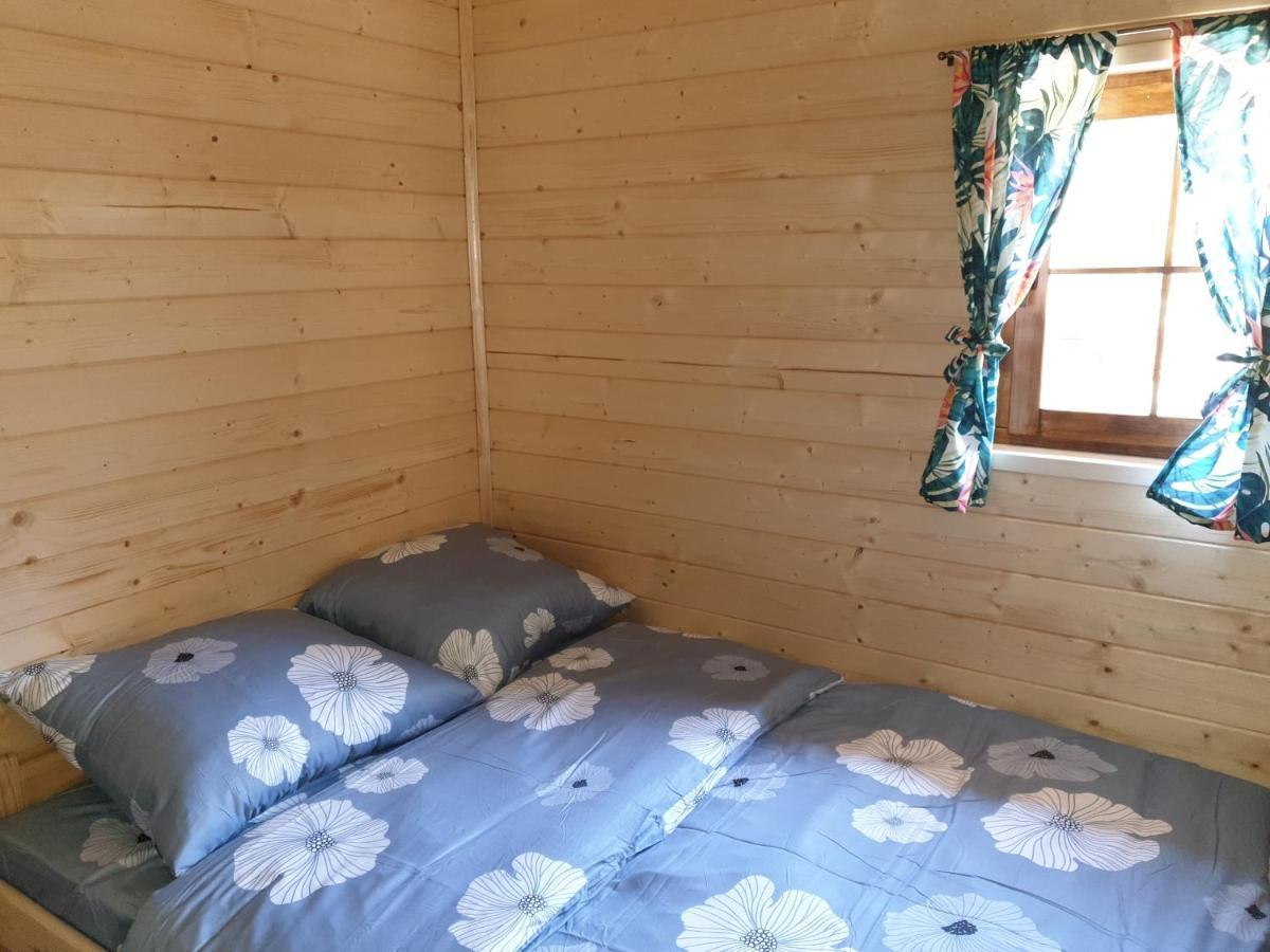 Domki Letniskowe Pod Lasem Koziniec Exteriér fotografie