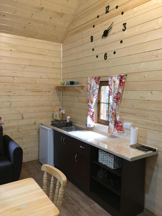 Domki Letniskowe Pod Lasem Koziniec Exteriér fotografie